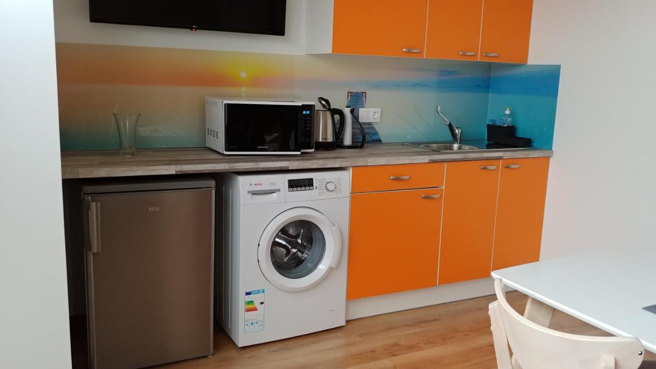 M/S Factory Apartments Талин Екстериор снимка